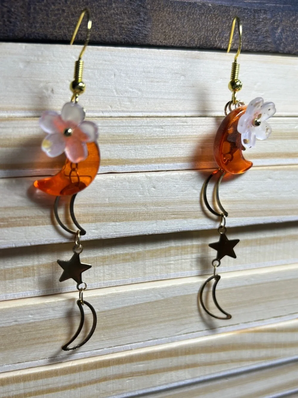 3/$25  Crescent Moon & Flower Drop Earrings - Picture 5 of 5